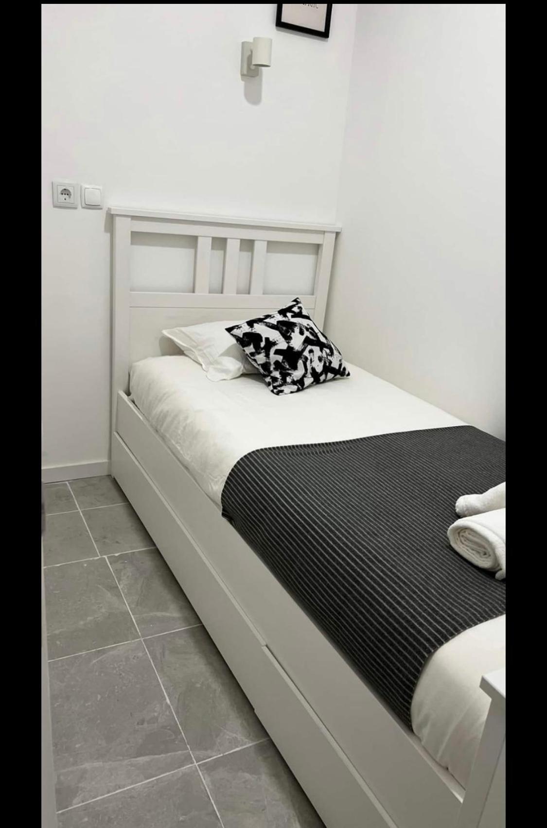 Apartamento Conde Do Redondo Lisboa Exteriör bild